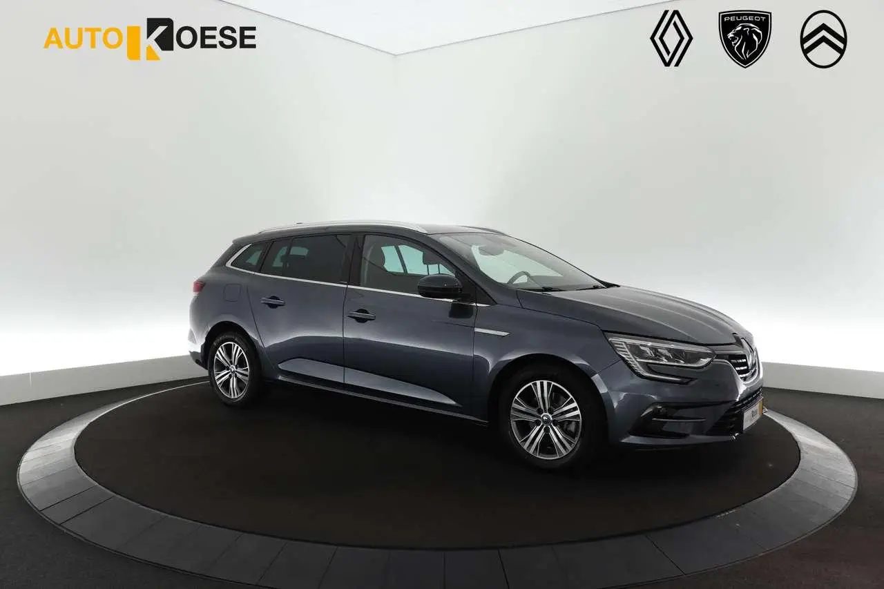 Photo 1 : Renault Megane 2021 Hybrid