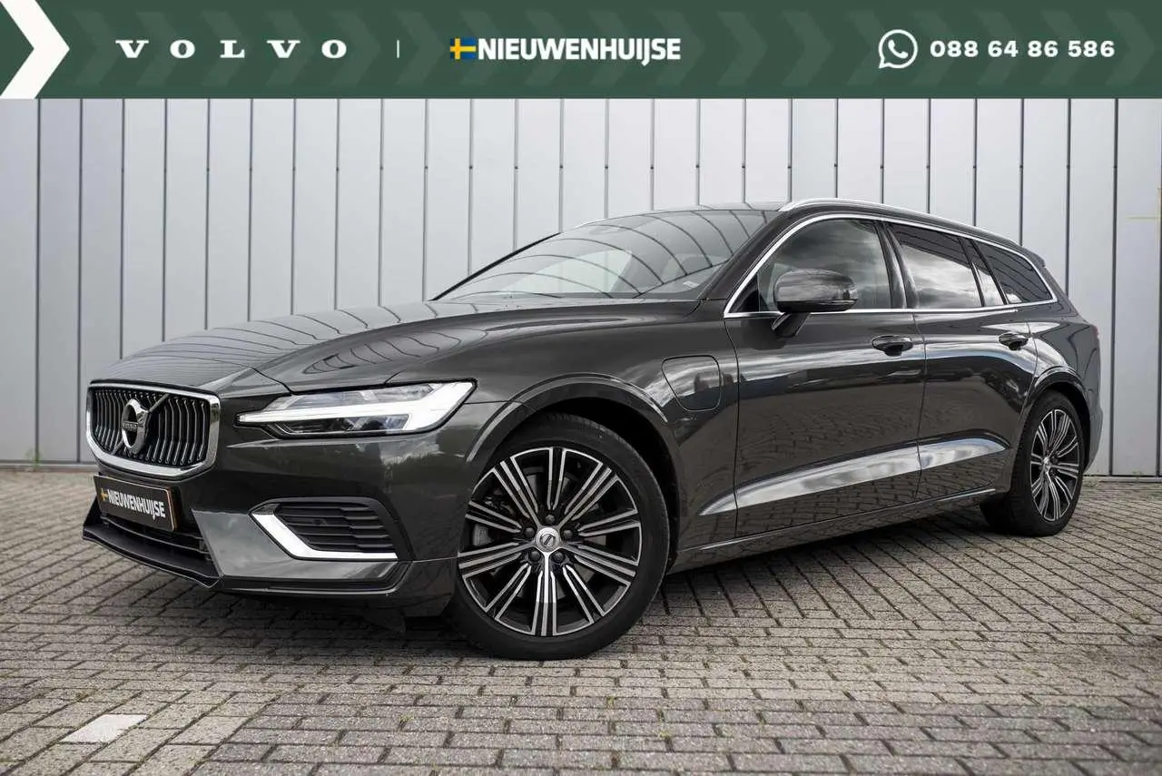 Photo 1 : Volvo V60 2020 Hybride