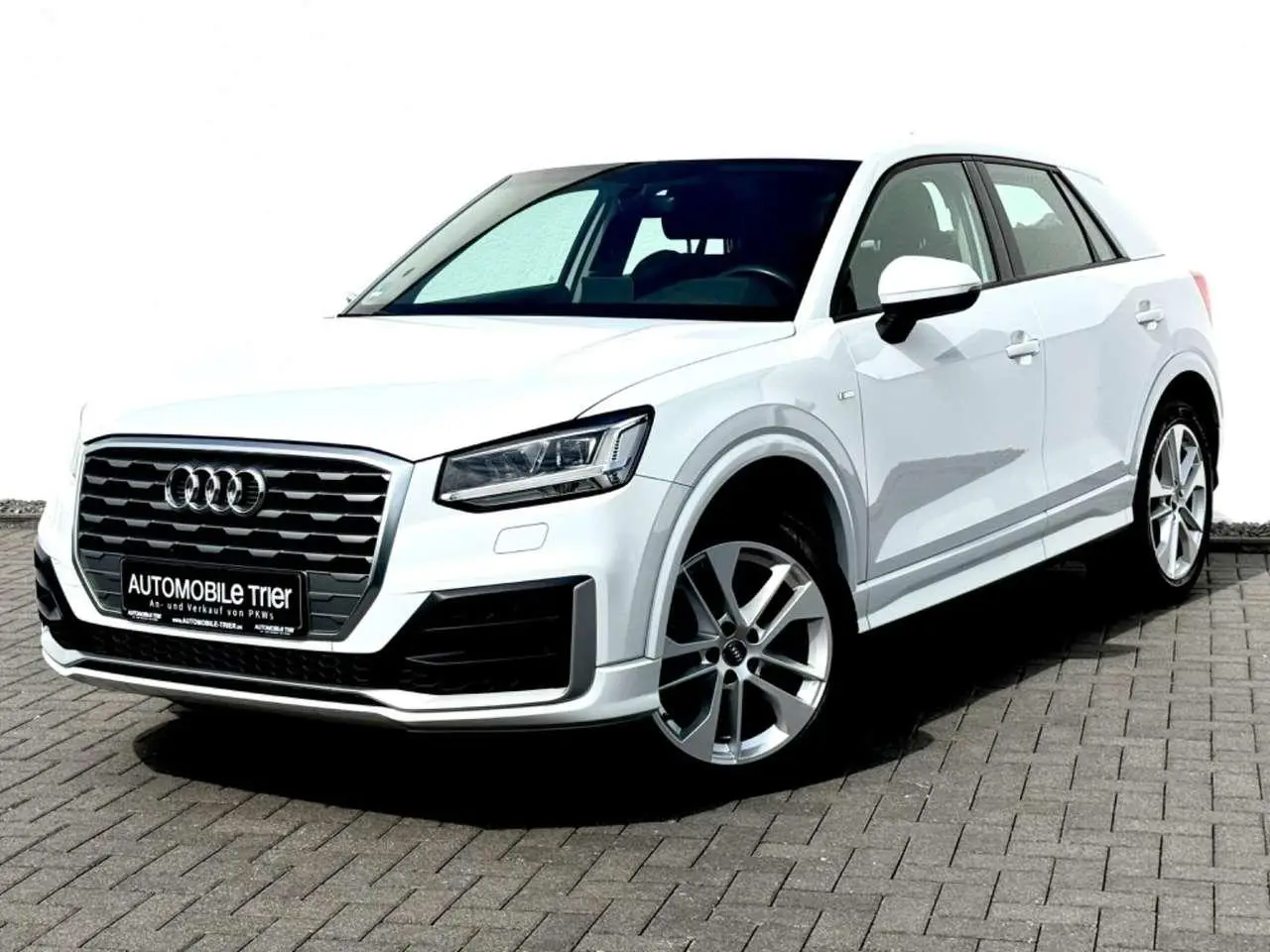 Photo 1 : Audi Q2 2017 Essence