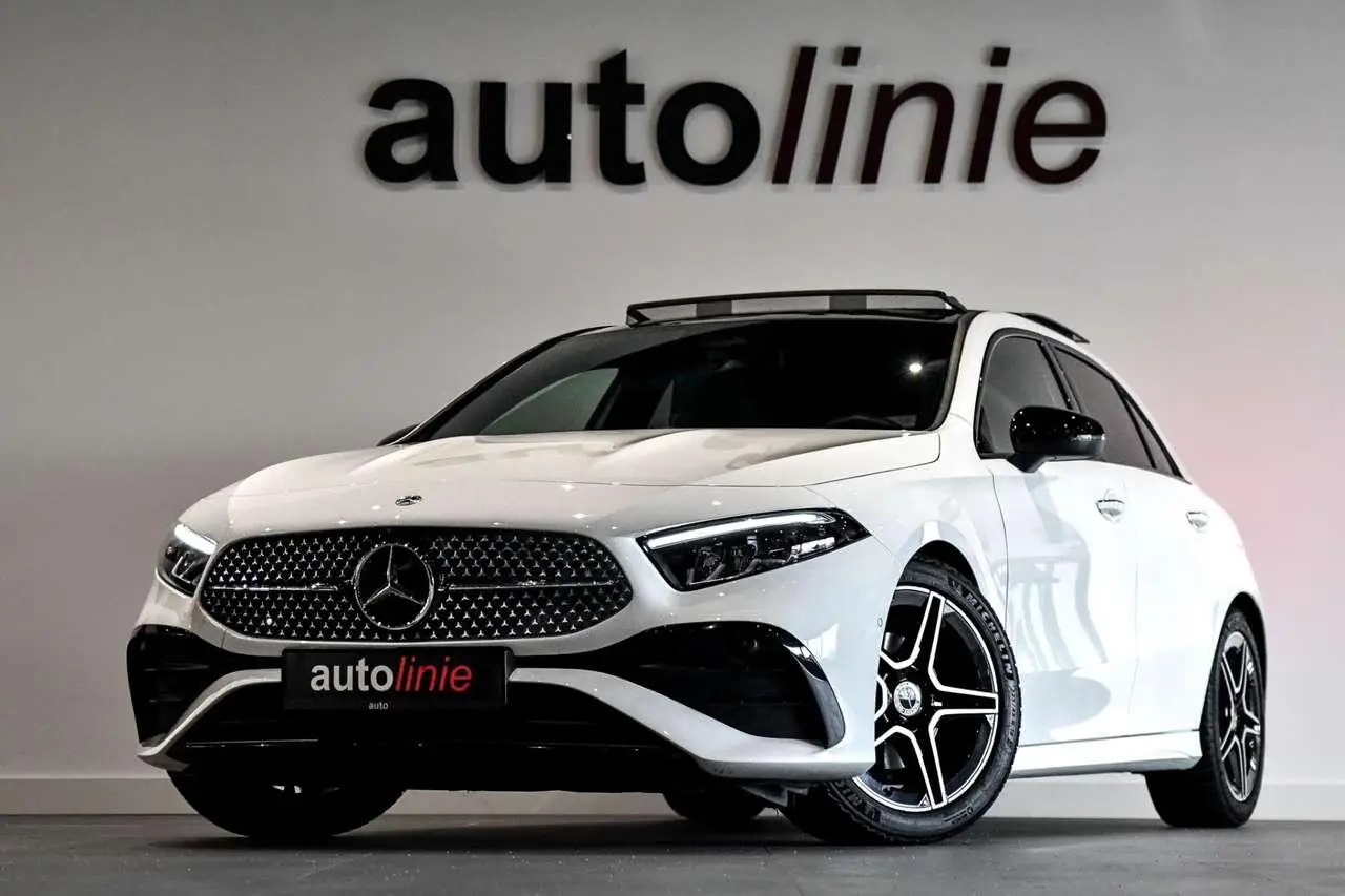 Photo 1 : Mercedes-benz Classe A 2023 Petrol