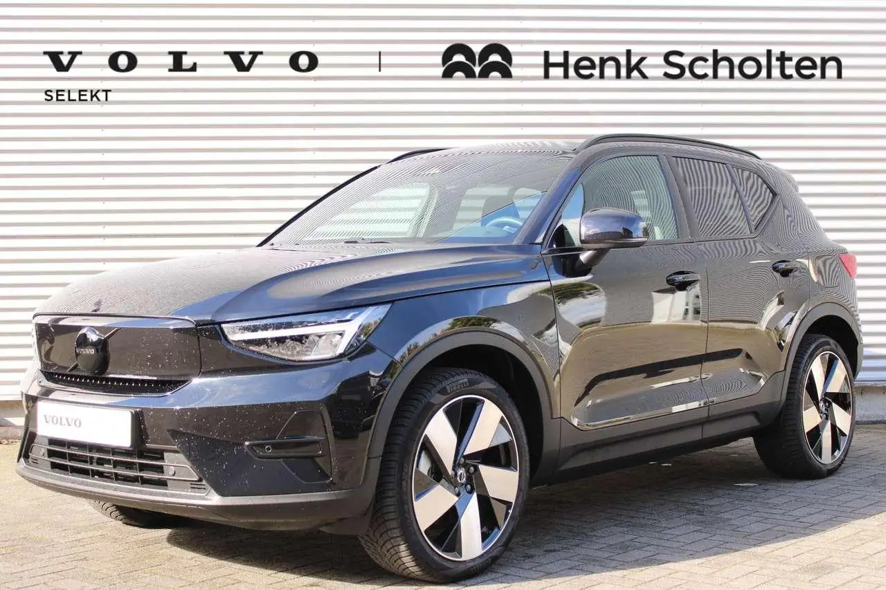 Photo 1 : Volvo Xc40 2024 Electric