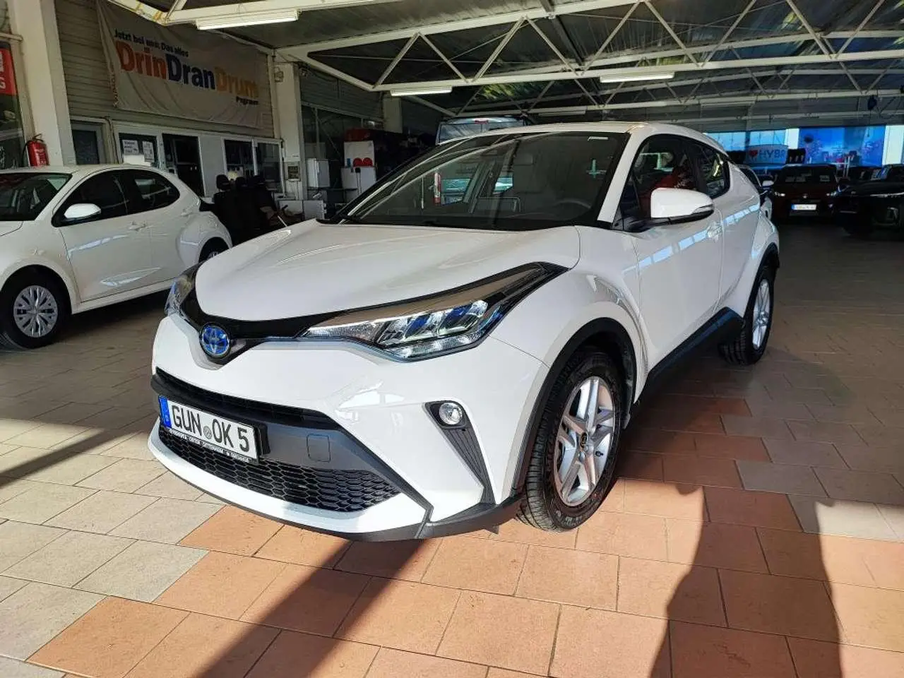 Photo 1 : Toyota C-hr 2023 Hybride