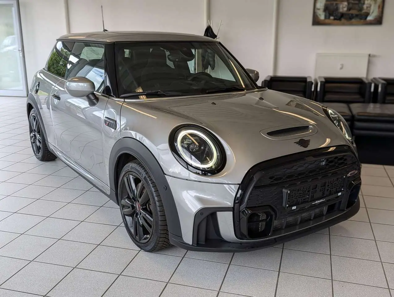 Photo 1 : Mini Cooper 2023 Petrol