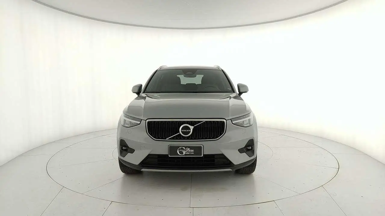 Photo 1 : Volvo Xc40 2024 Hybrid