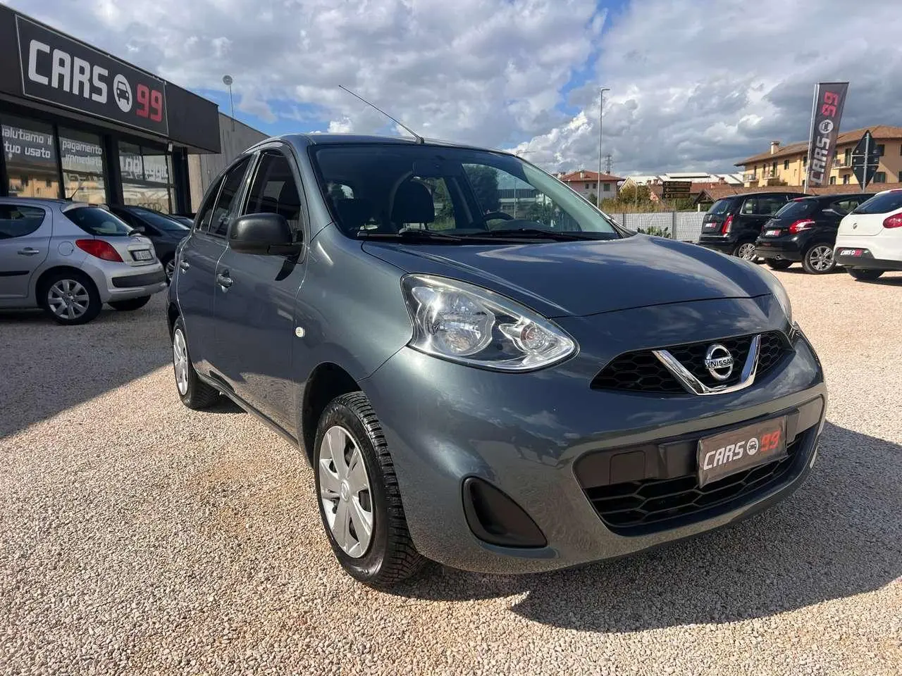 Photo 1 : Nissan Micra 2017 Essence