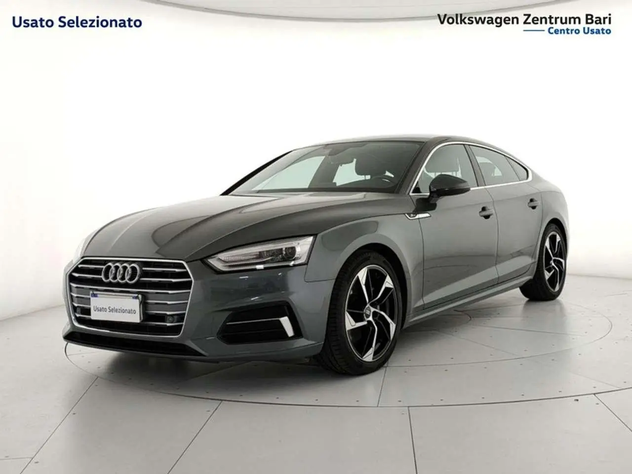 Photo 1 : Audi A5 2018 Diesel