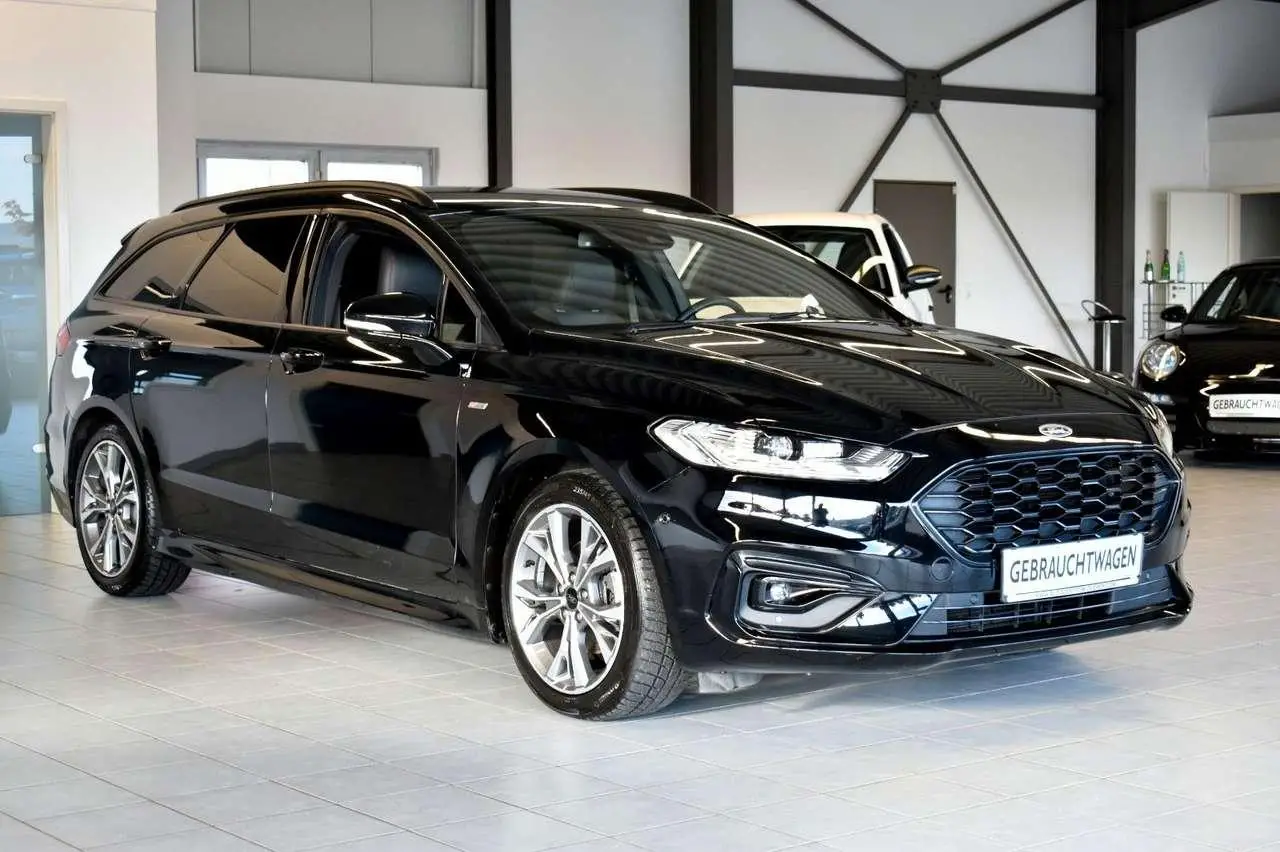 Photo 1 : Ford Mondeo 2019 Essence