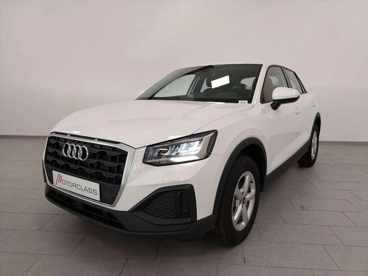 Photo 1 : Audi Q2 2023 Essence