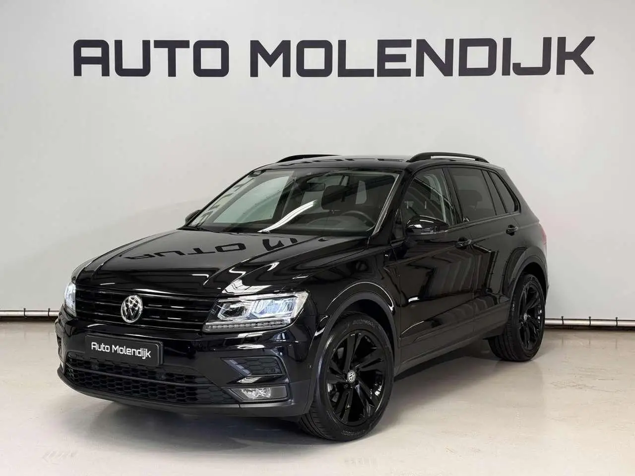 Photo 1 : Volkswagen Tiguan 2019 Essence