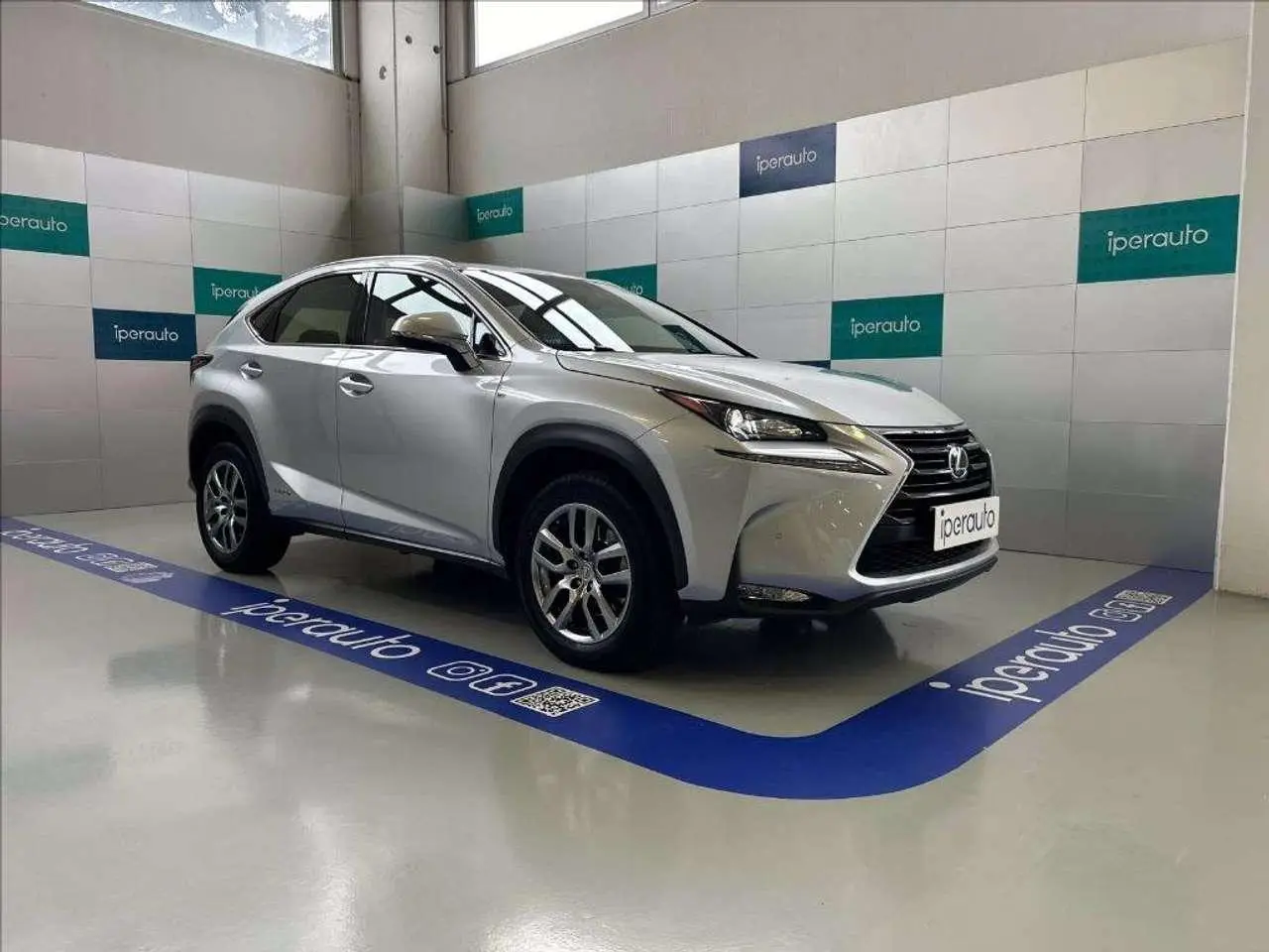 Photo 1 : Lexus Nx 2016 Hybrid