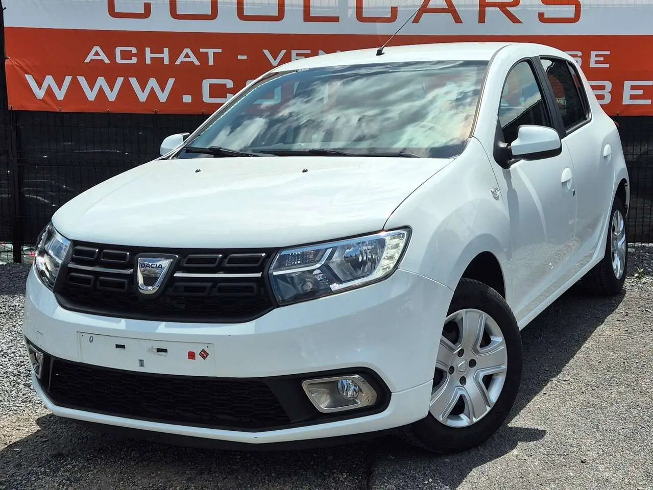 Photo 1 : Dacia Sandero 2018 Essence