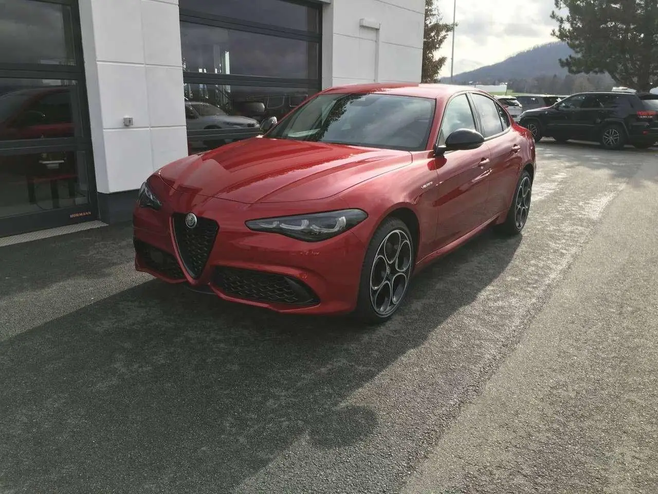 Photo 1 : Alfa Romeo Giulia 2023 Essence