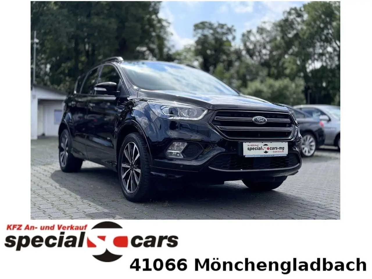 Photo 1 : Ford Kuga 2018 Essence