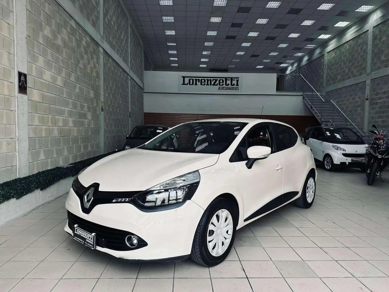 Photo 1 : Renault Clio 2015 Petrol