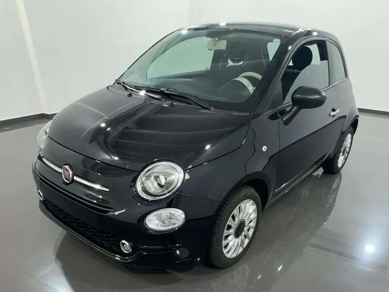 Photo 1 : Fiat 500 2023 Hybrid