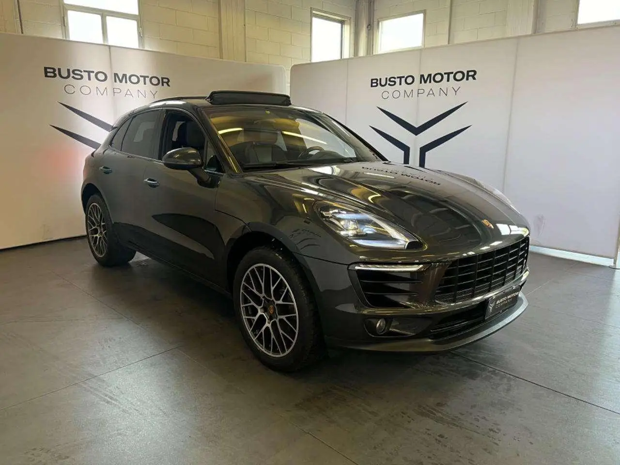 Photo 1 : Porsche Macan 2018 Petrol