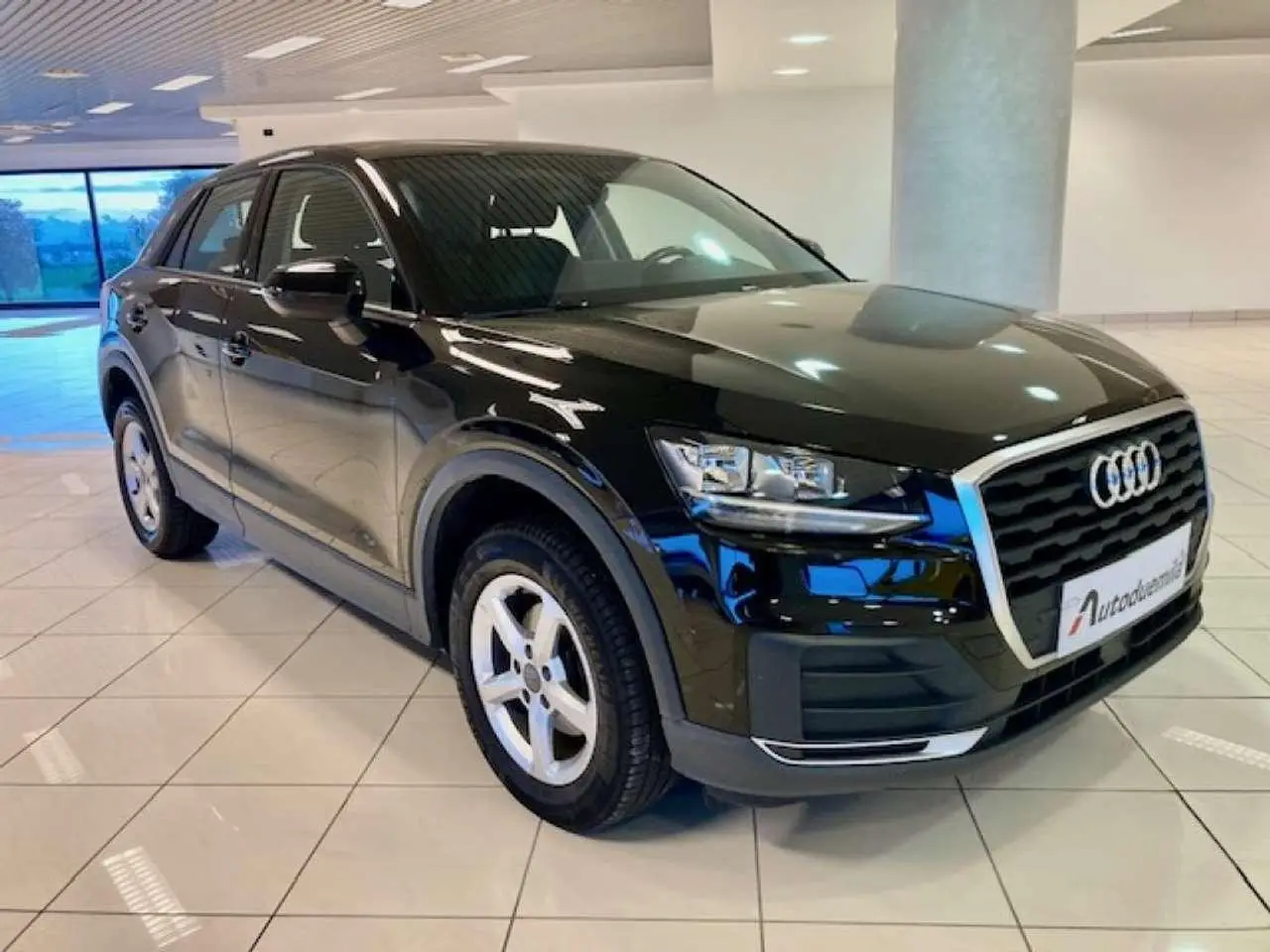 Photo 1 : Audi Q2 2019 Petrol