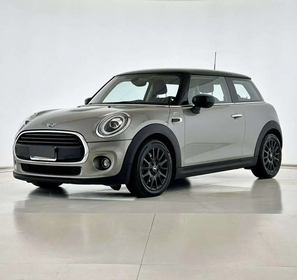 Photo 1 : Mini One 2019 Petrol