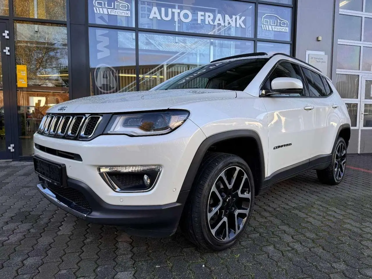 Photo 1 : Jeep Compass 2018 Essence