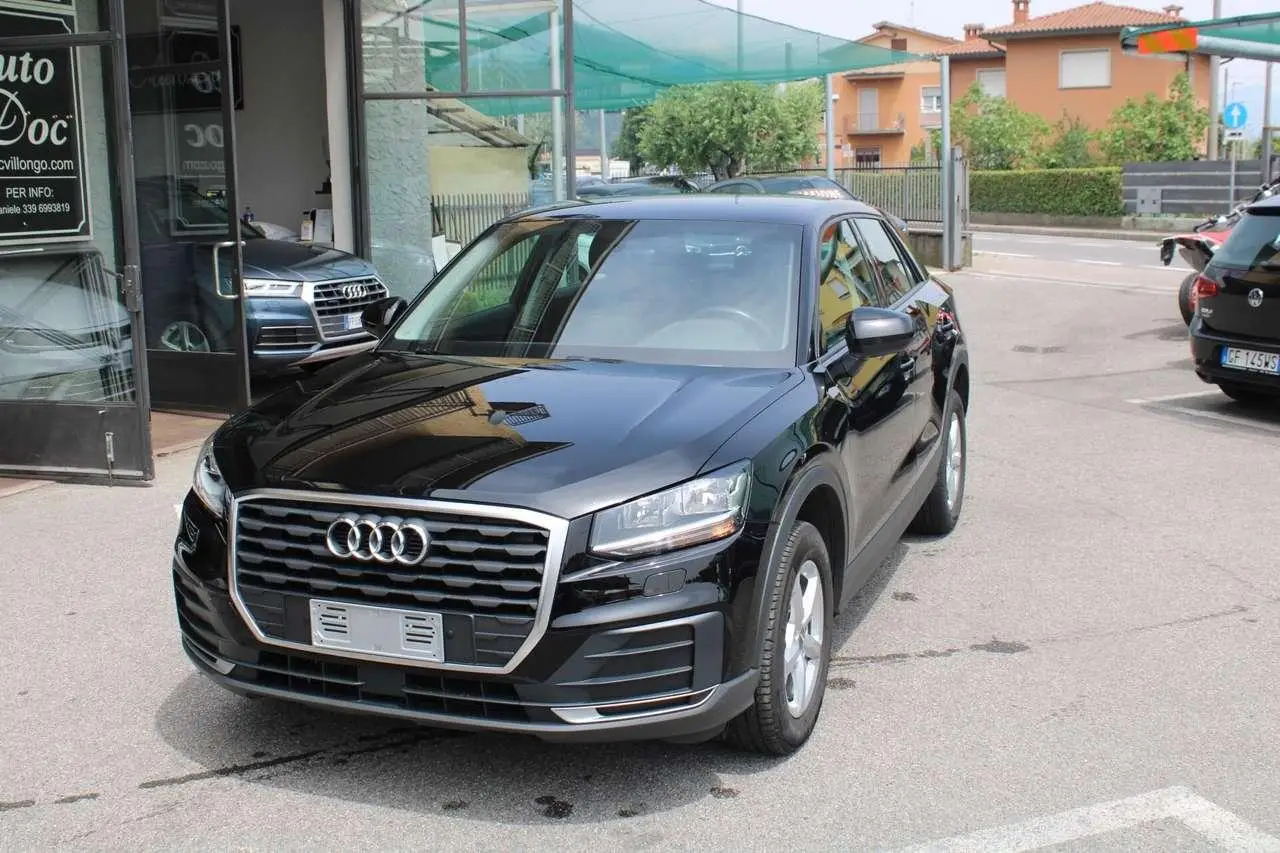 Photo 1 : Audi Q2 2019 Petrol