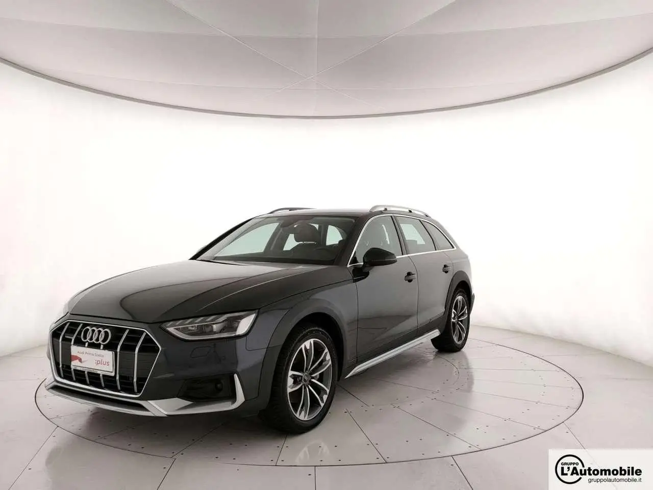 Photo 1 : Audi A4 2021 Hybrid