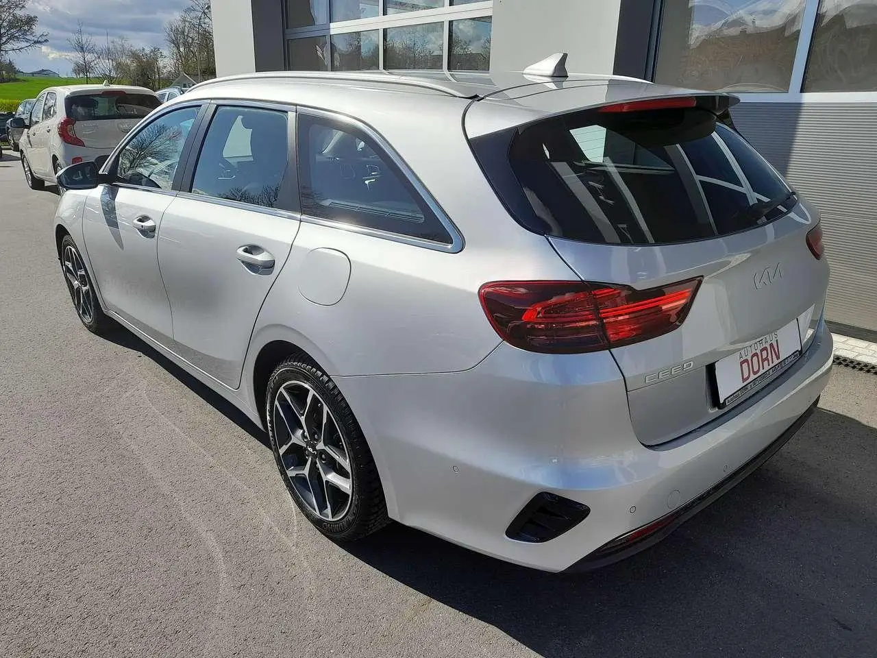 Photo 1 : Kia Ceed 2023 Petrol