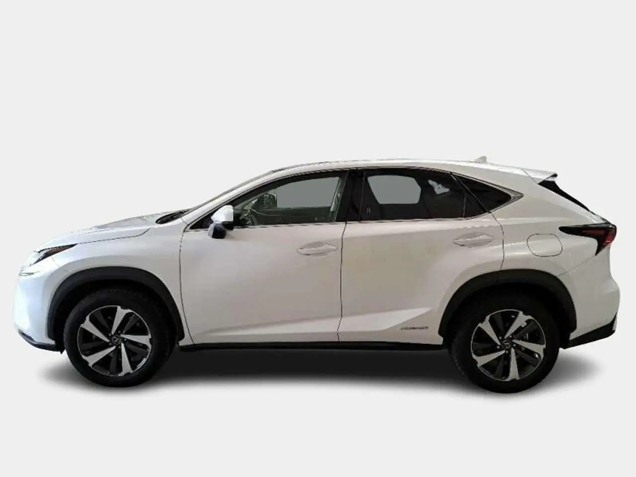 Photo 1 : Lexus Nx 2019 Hybrid