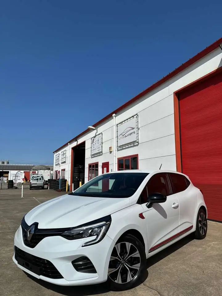 Photo 1 : Renault Clio 2021 Petrol