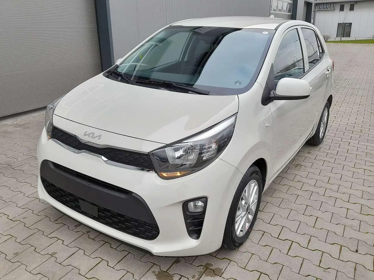 Photo 1 : Kia Picanto 2024 Petrol