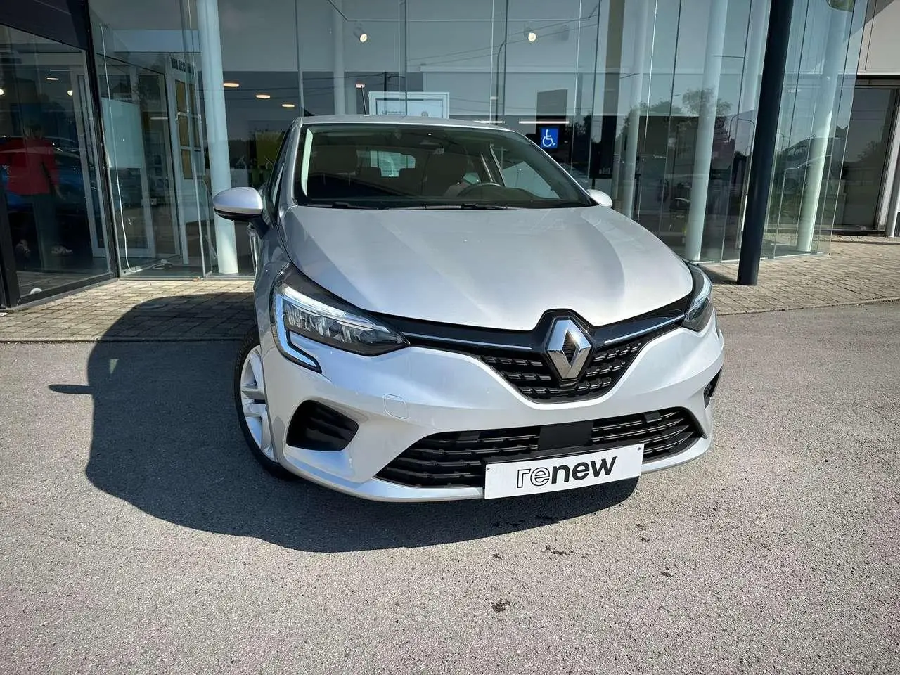 Photo 1 : Renault Clio 2021 Petrol