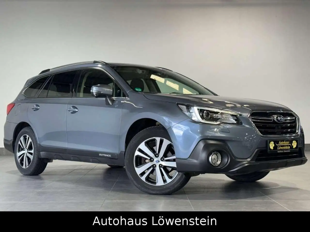 Photo 1 : Subaru Outback 2018 Essence