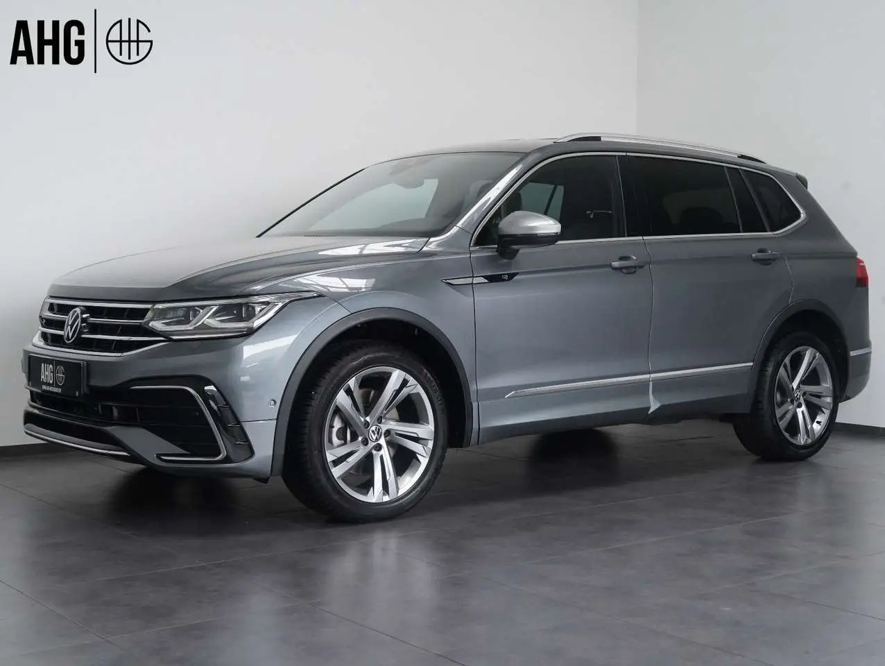 Photo 1 : Volkswagen Tiguan 2024 Petrol