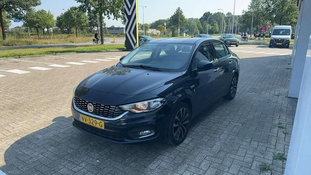 Photo 1 : Fiat Tipo 2017 Essence