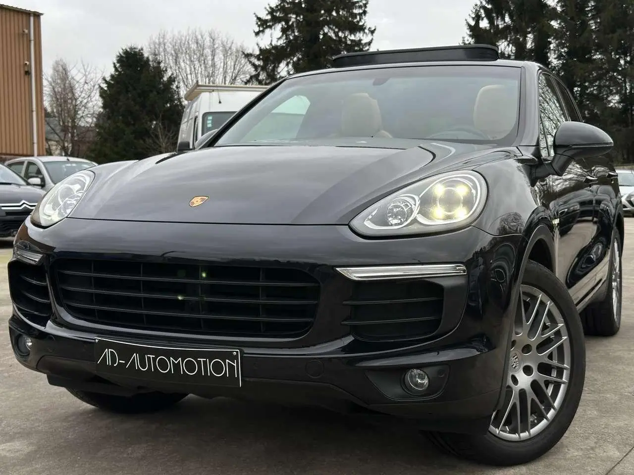 Photo 1 : Porsche Cayenne 2016 Hybrid