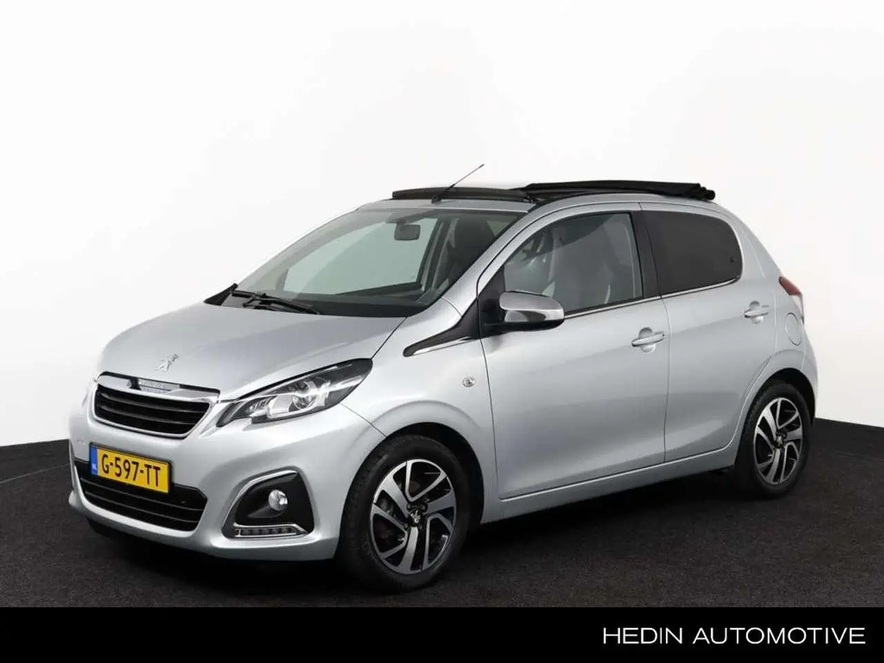 Photo 1 : Peugeot 108 2016 Petrol