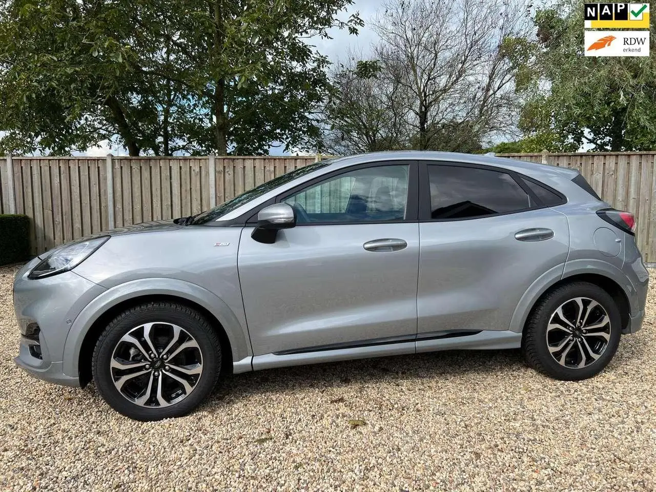 Photo 1 : Ford Puma 2022 Hybrid