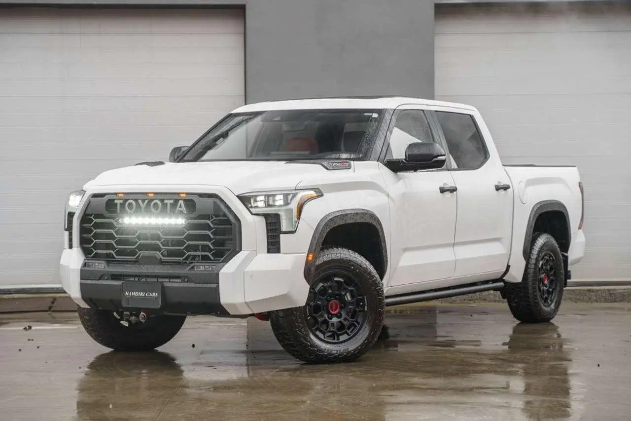 Photo 1 : Toyota Tundra 2024 Essence