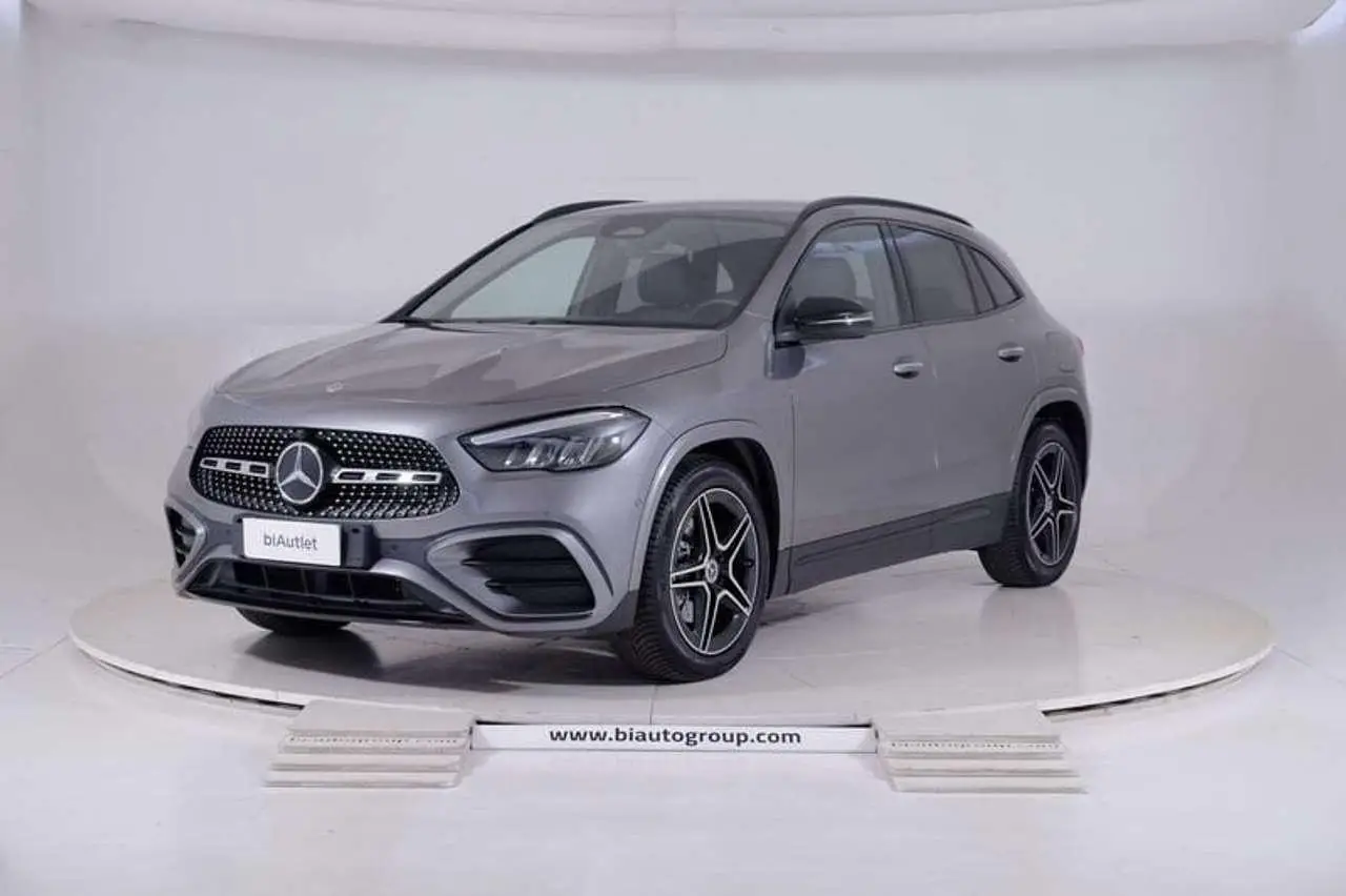 Photo 1 : Mercedes-benz Classe Gla 2024 Hybride