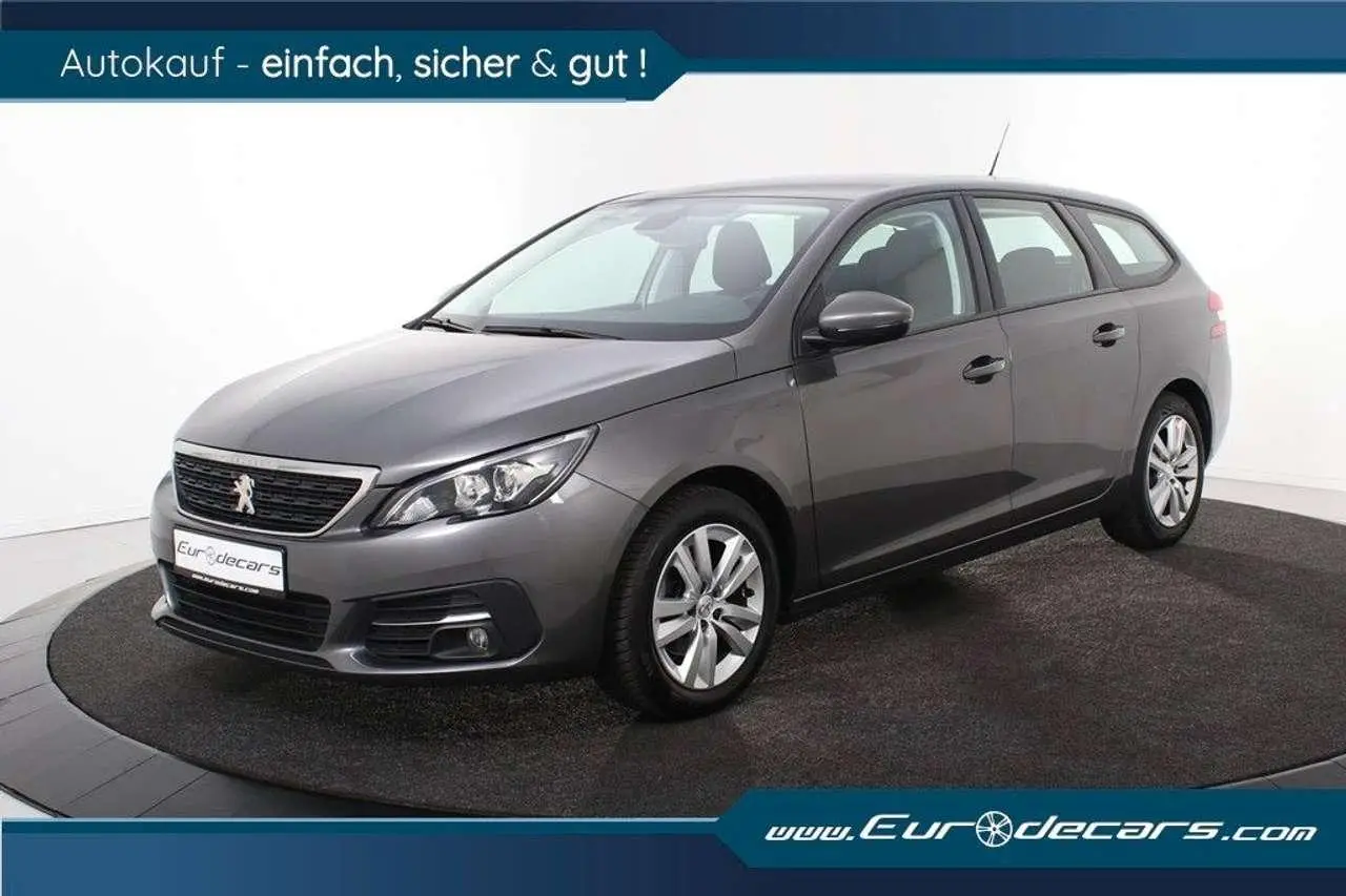 Photo 1 : Peugeot 308 2021 Petrol