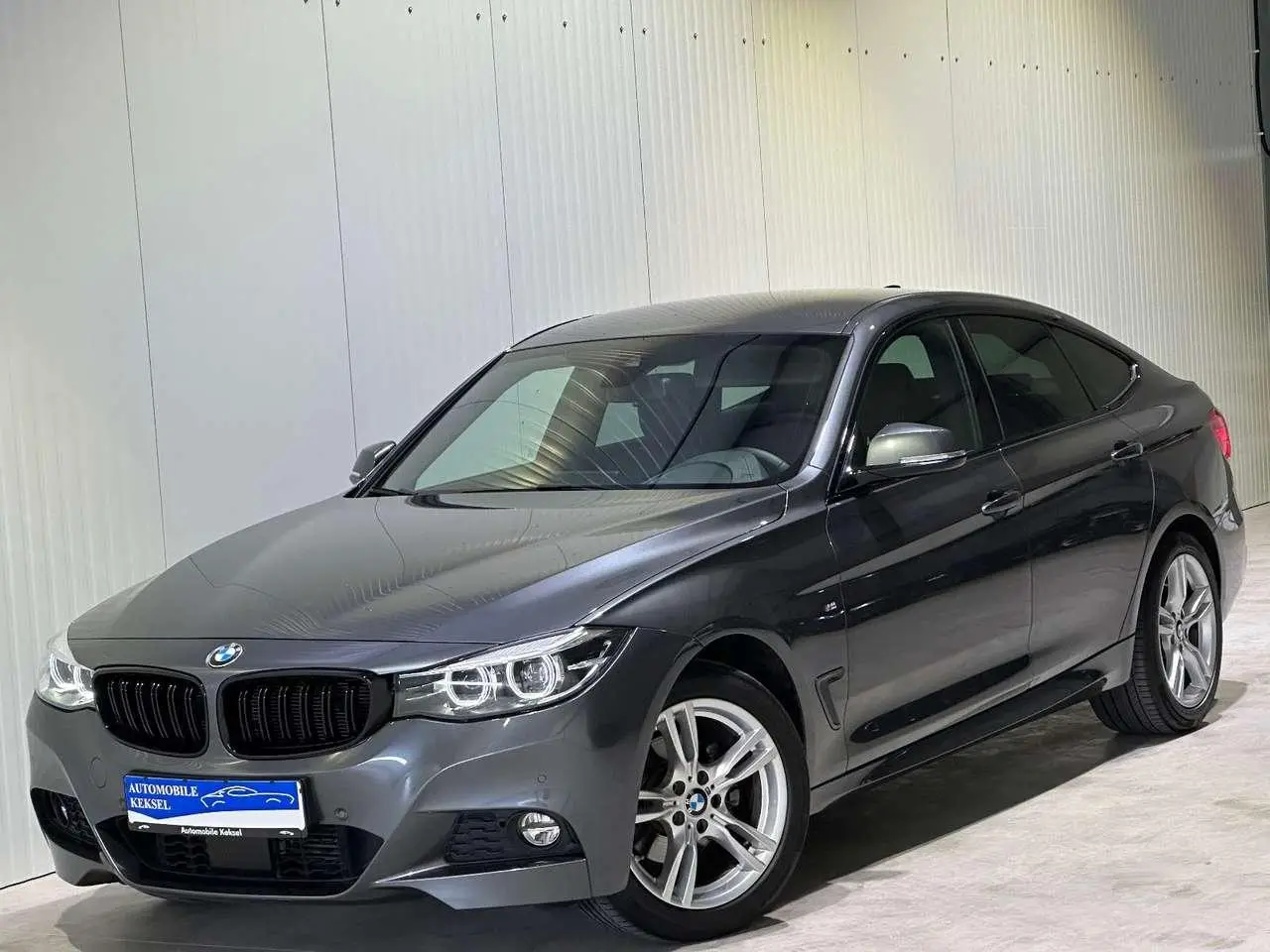 Photo 1 : Bmw Serie 3 2019 Diesel