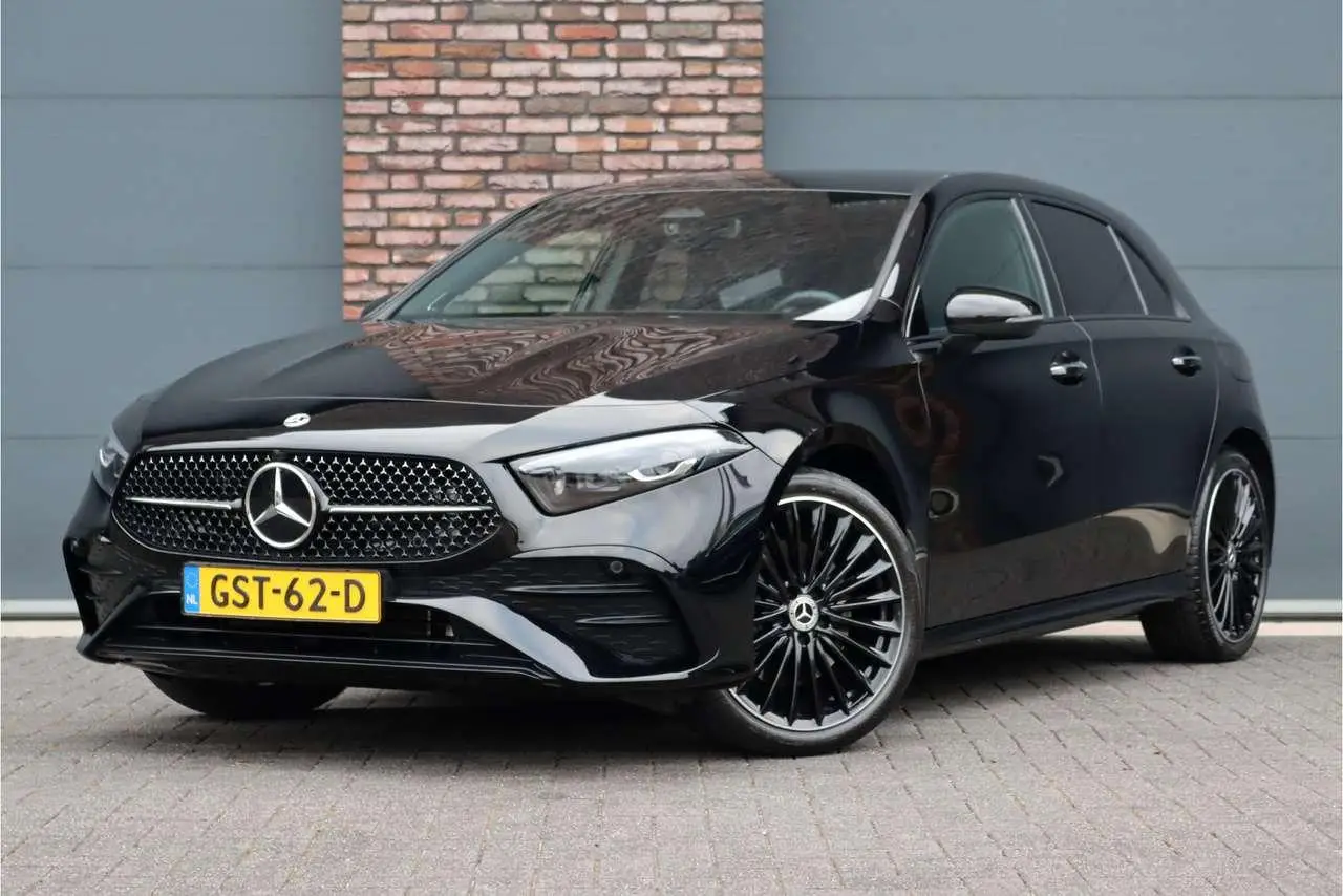 Photo 1 : Mercedes-benz Classe A 2023 Hybride