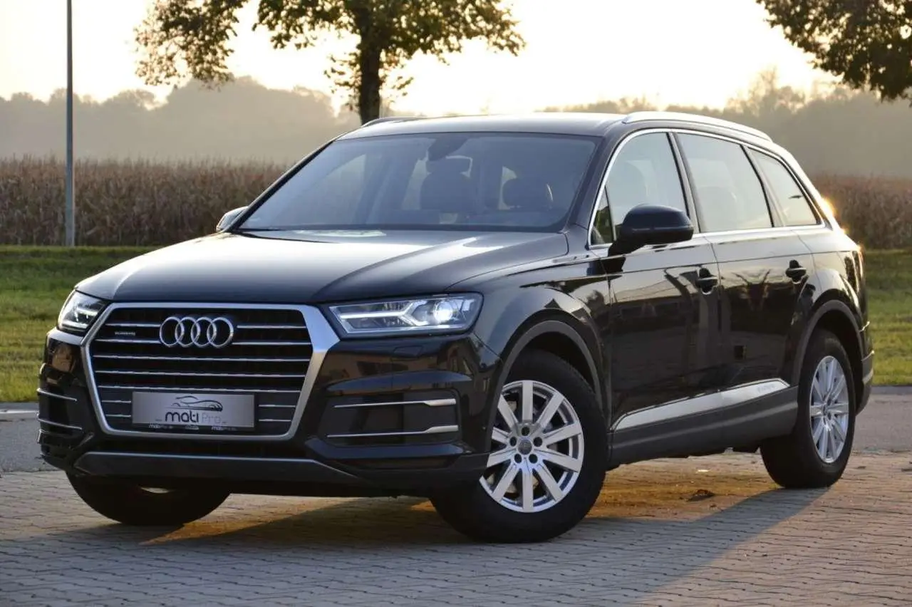 Photo 1 : Audi Q7 2016 Diesel