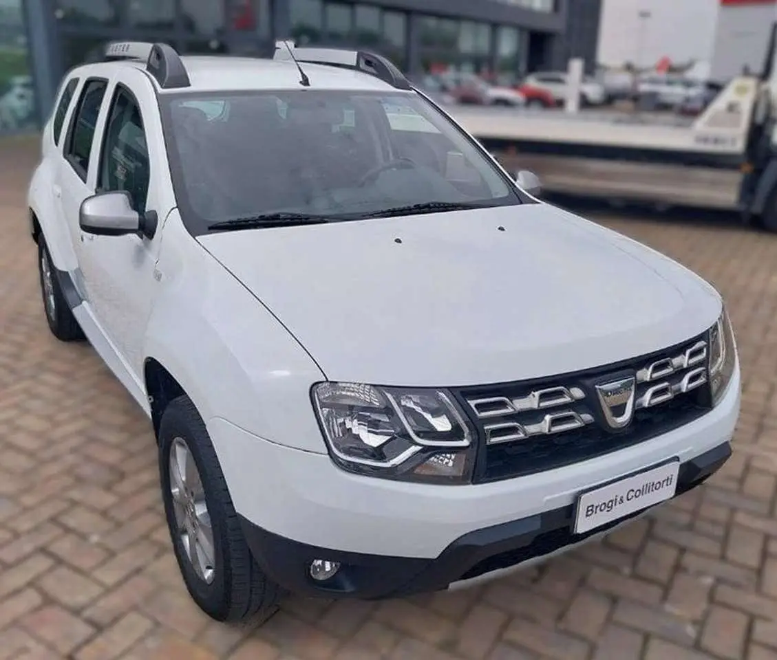 Photo 1 : Dacia Duster 2015 Diesel