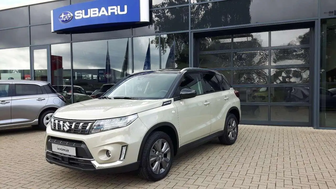 Photo 1 : Suzuki Vitara 2023 Petrol