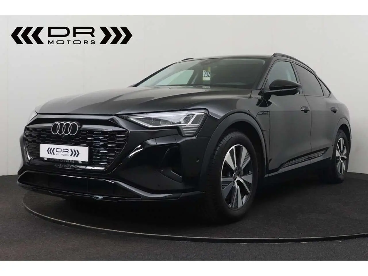 Photo 1 : Audi Q8 2023 Electric