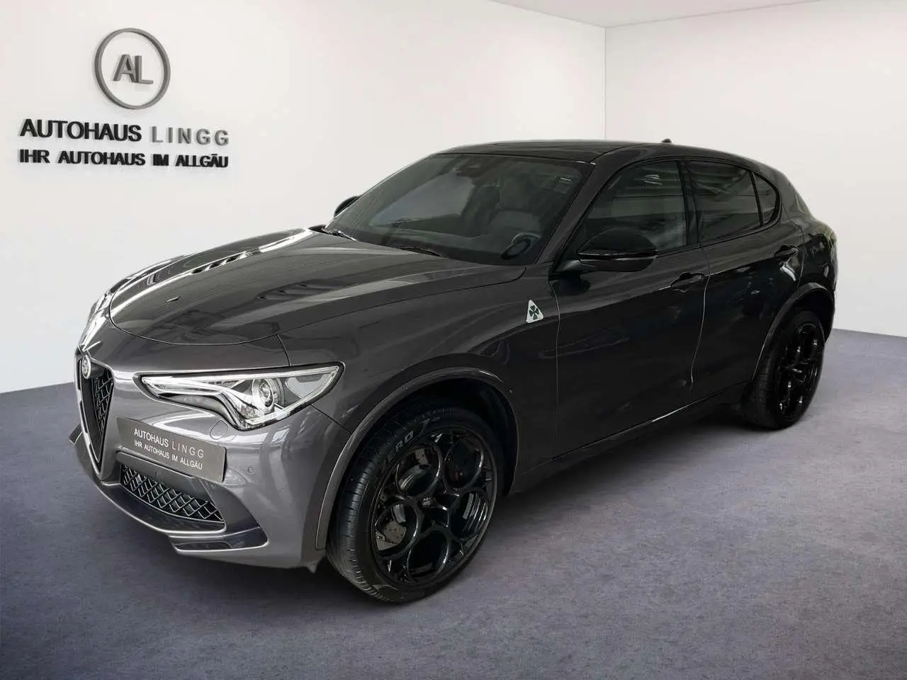 Photo 1 : Alfa Romeo Stelvio 2024 Essence