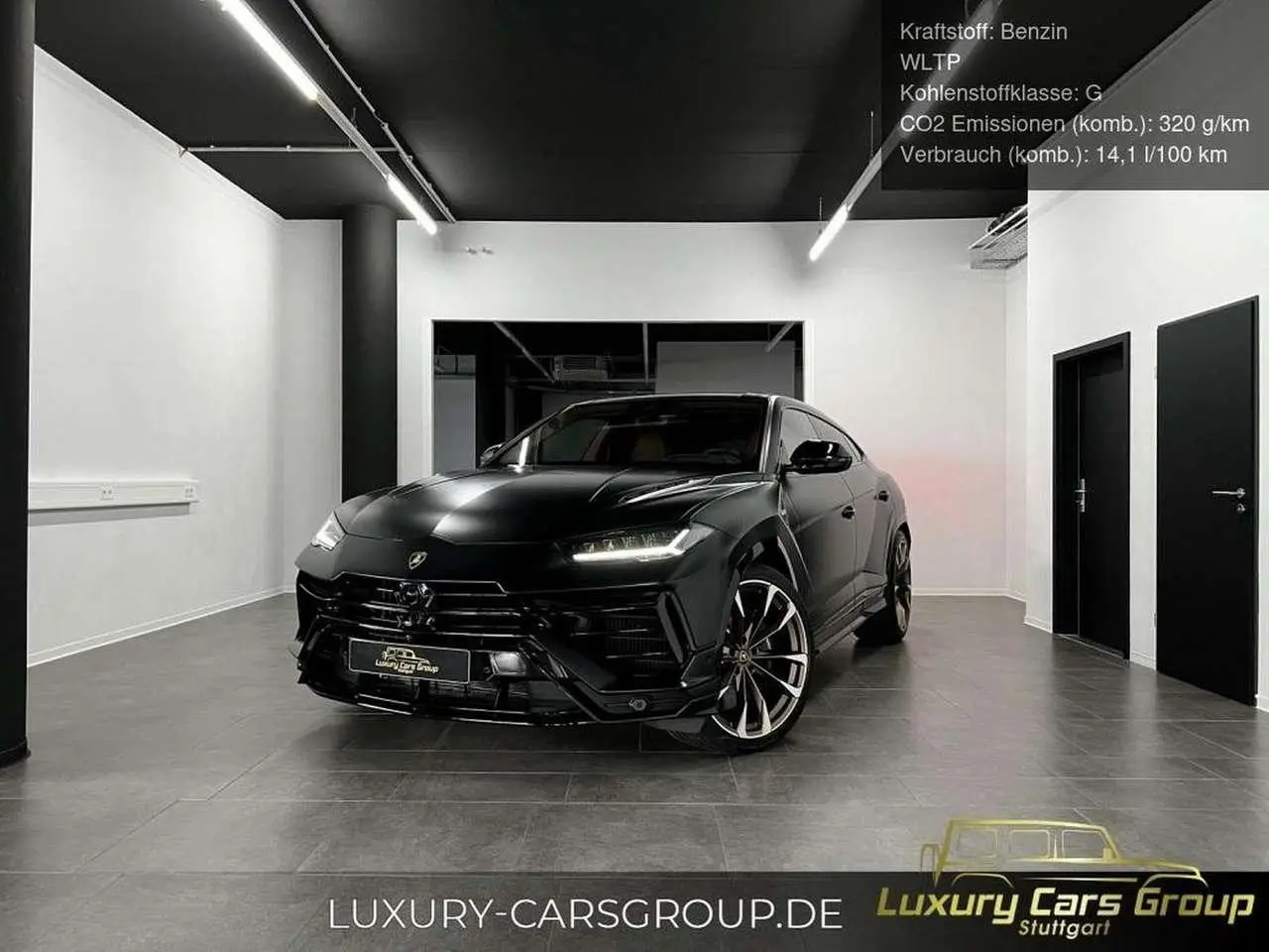 Photo 1 : Lamborghini Urus 2023 Petrol