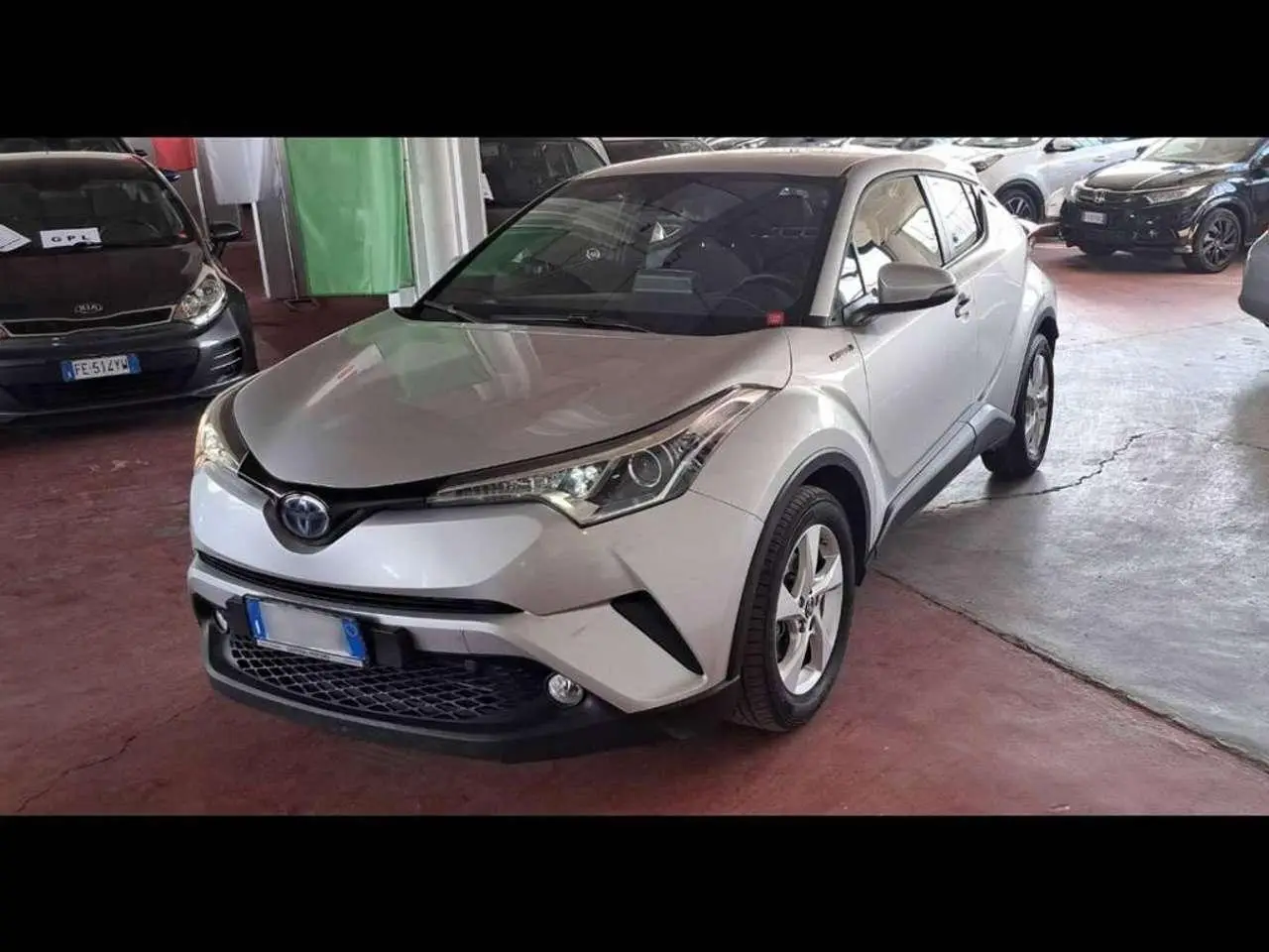 Photo 1 : Toyota C-hr 2020 Hybrid