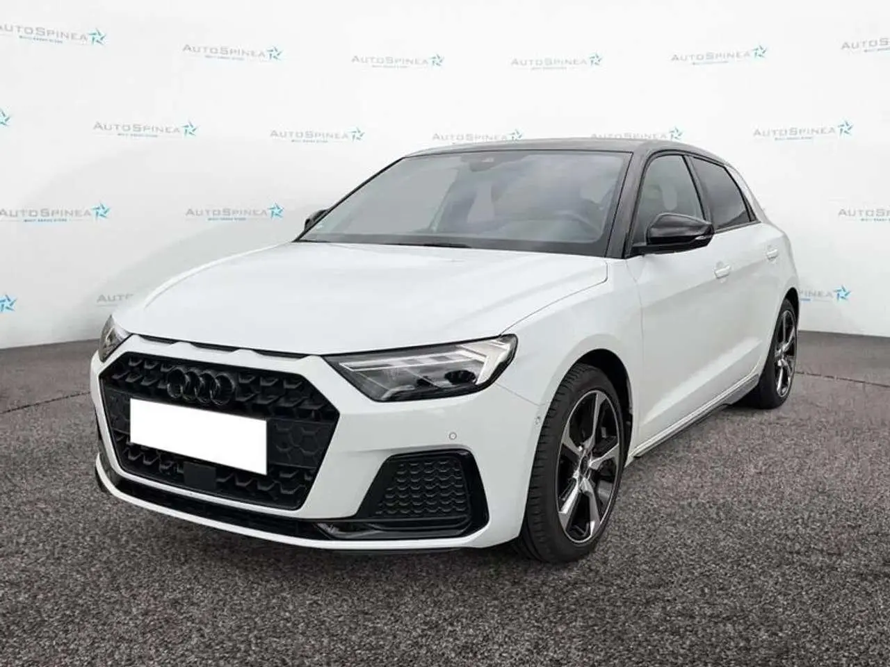 Photo 1 : Audi A1 2024 Petrol