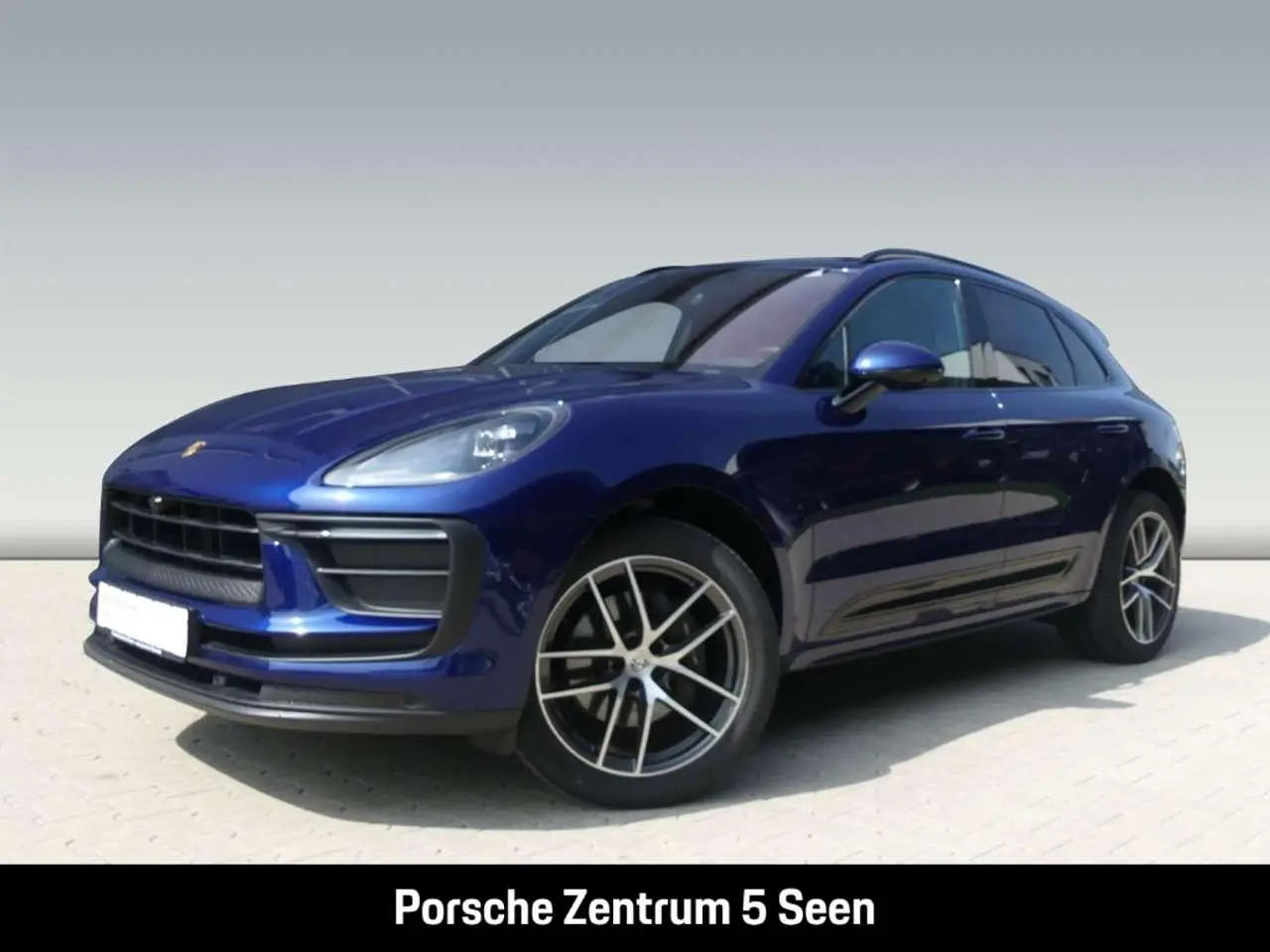 Photo 1 : Porsche Macan 2022 Essence